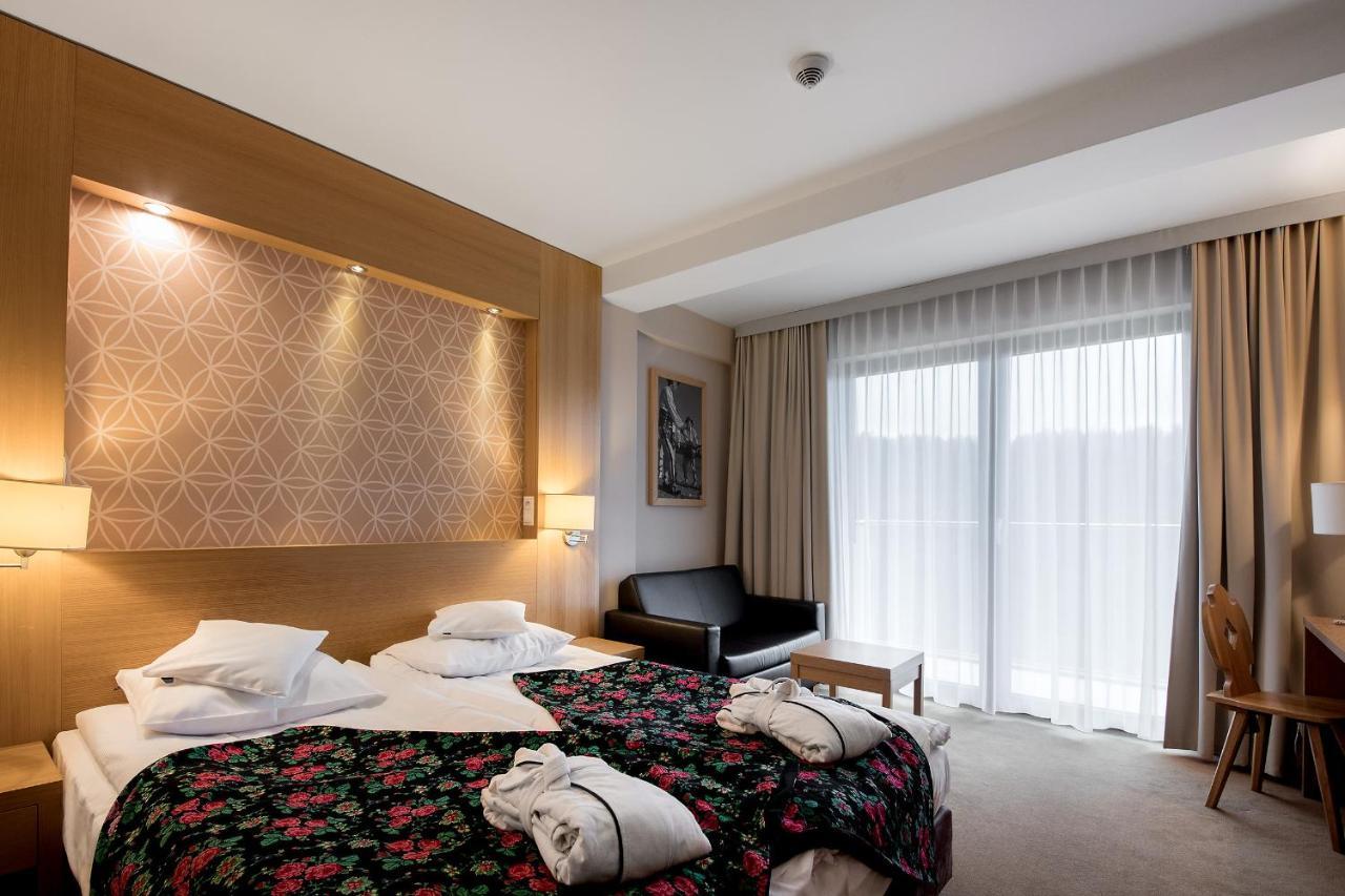 Standard Doppel-/Zweibettzimmer mit Balkon